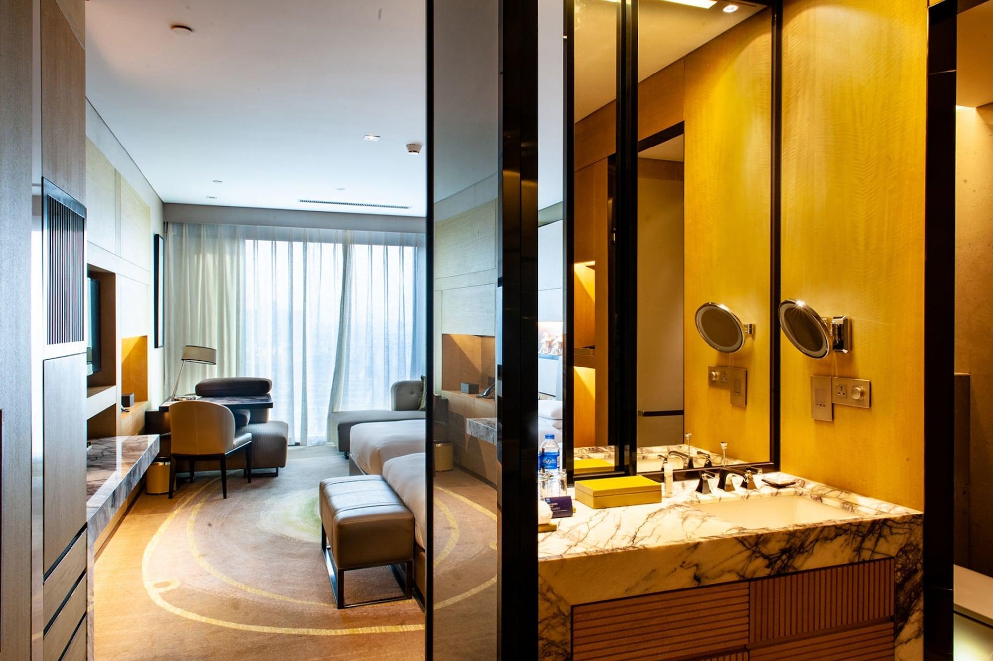 Hyatt Regency Tianjin East Hotel Exterior photo