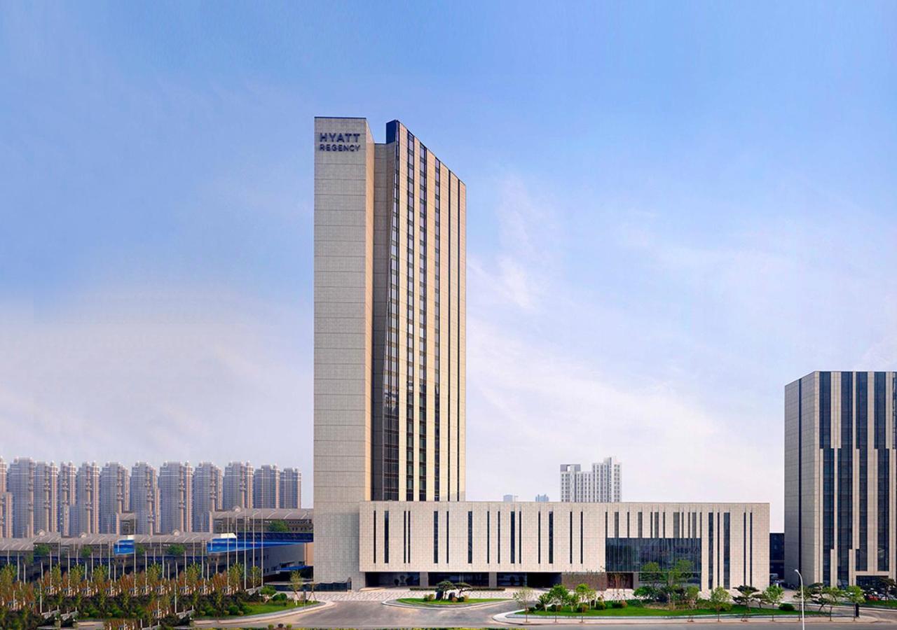 Hyatt Regency Tianjin East Hotel Exterior photo